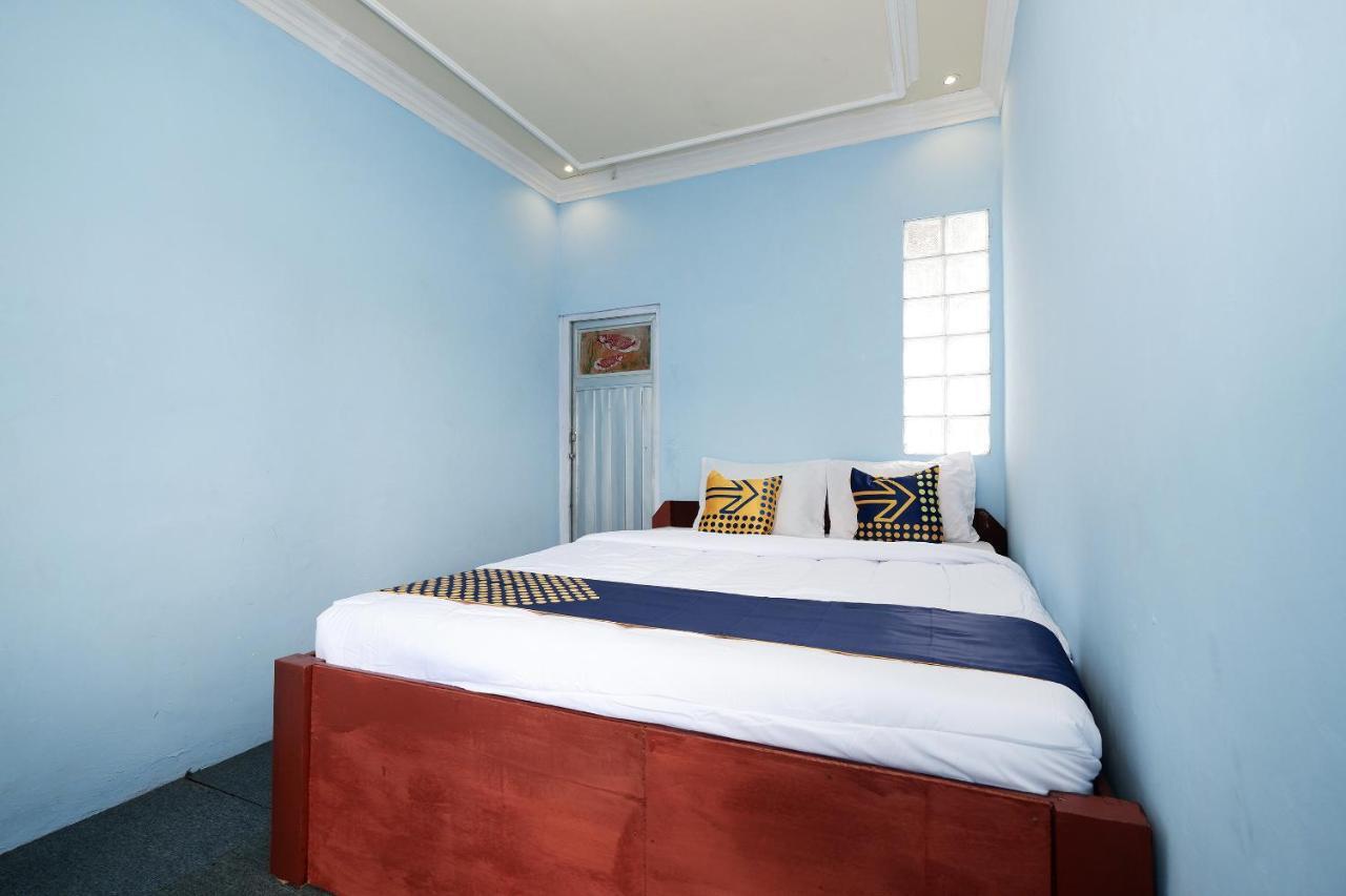 Spot On 2112 Homestay Lestari Dieng Syariah Diyeng Exterior photo